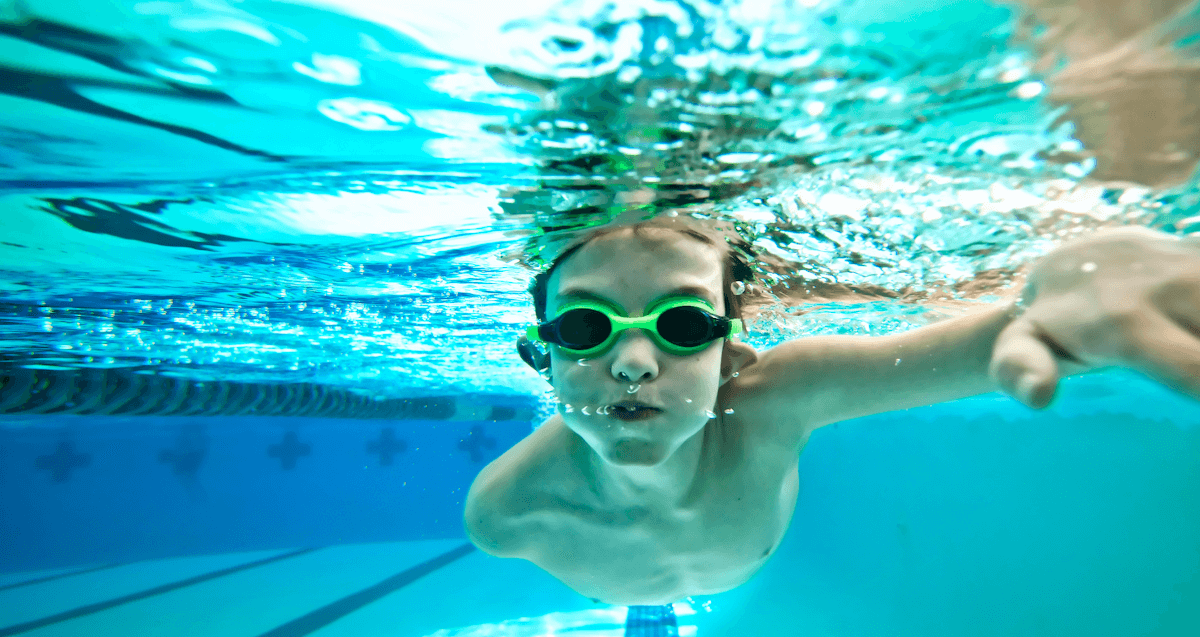 kids swim laps